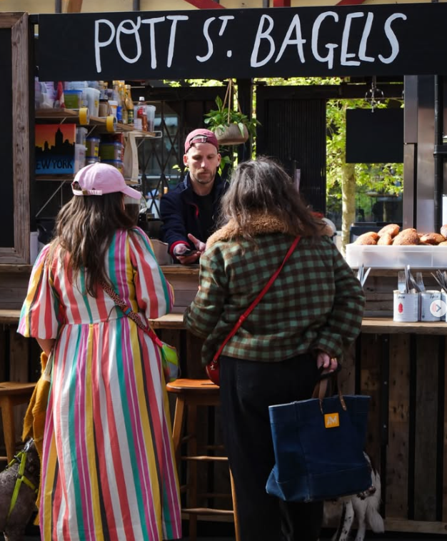 Dave and Jodie at the Pott St Bagels stall